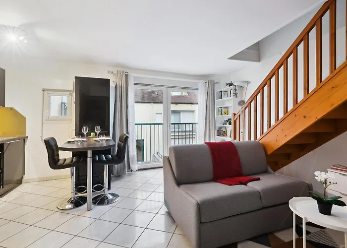 Chic Apart Duplex With Parking